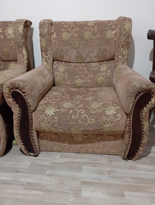 Диван кресло сотилади