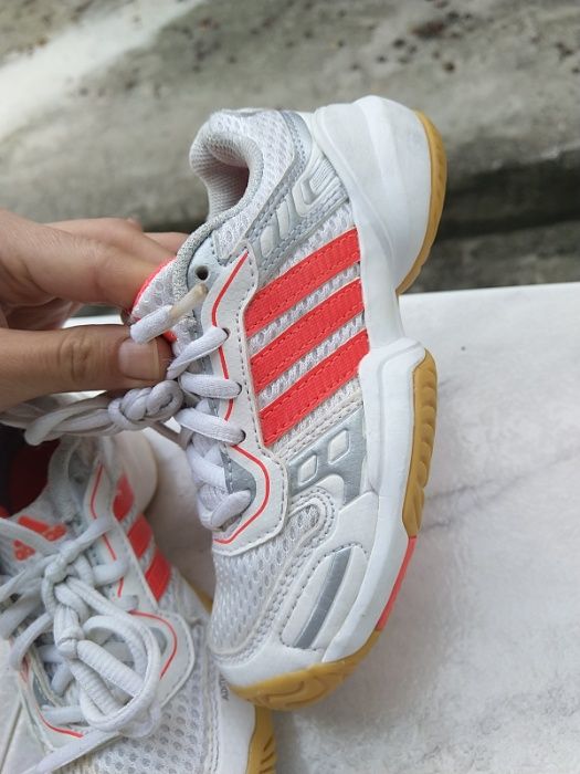 Оригинални маратонки Adidas унисекс