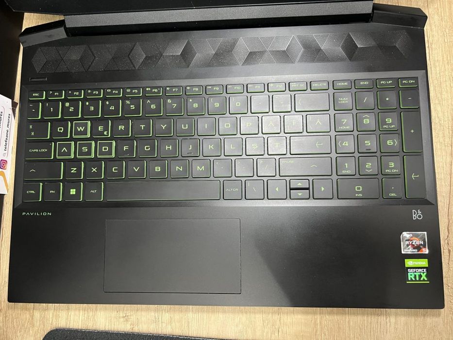 Laptop Gaming HP Pavilion 15-ec2097nq Ryzen 5 5600H Nvidia RTX 3050 Ti 4Gb VRAM 16Gb RAM 512Gb SSD