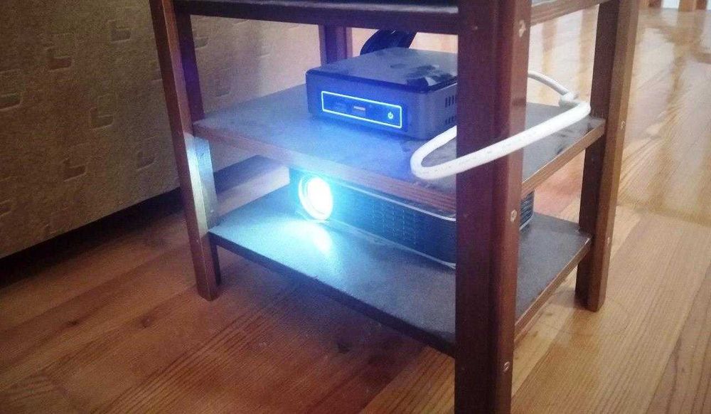 Vivitek Qumi Q8 Super Bright 1000 Lumen LED 1080p FULL HD MHL