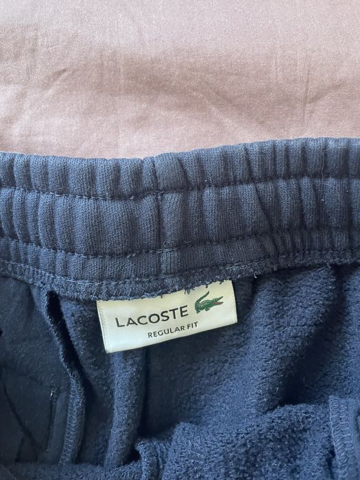 Pantaloni scurti Lacoste bleumarin marime S