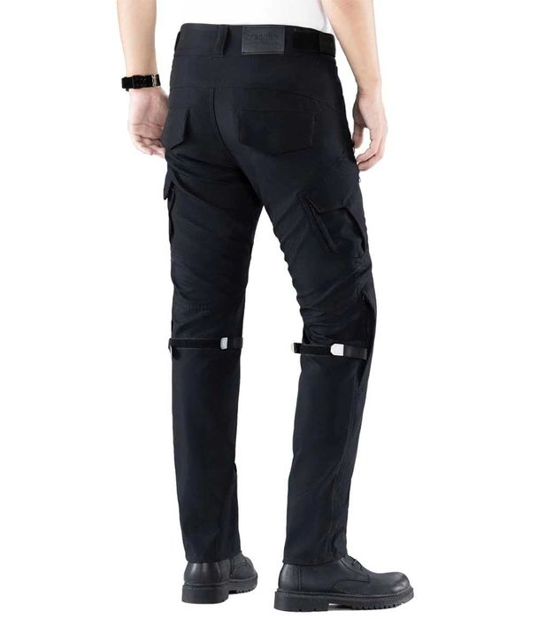 Pantaloni de motocicletă