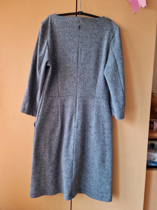 Дамска пролетно-есенна рокля