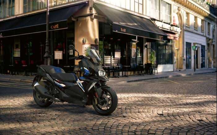 BMW C400X | 2024 | 2000km | IMPECABIL | Garantie 2028