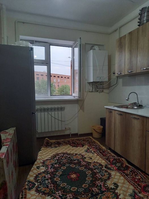 Сдаётся 2х комнатная квартира
C обстановкой  
В горде Алмалыке