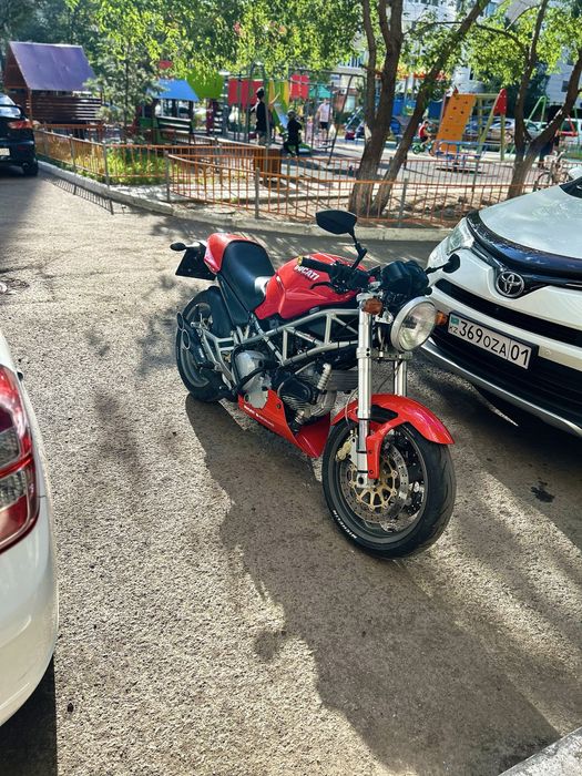 Ducati Monster 800 i.e