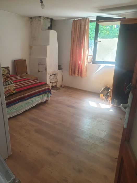 vand casa din planseu beton la tara 463 teren + plus teren camp 2.293