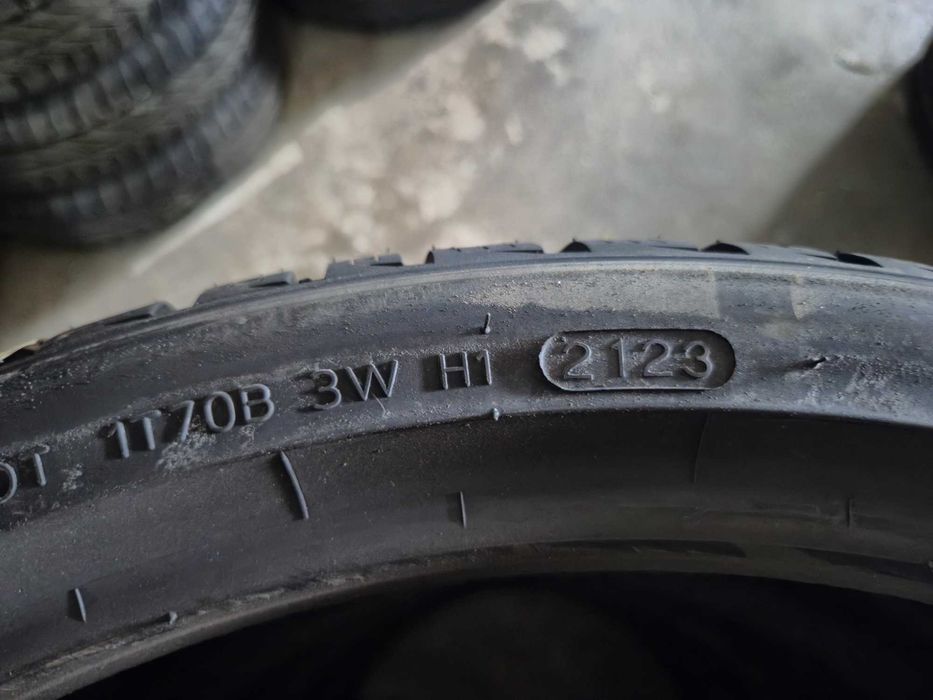 4 Anvelope M+S IARNA - 235/35/20 92W XL - Hankook Winter I*CEPT EVO 3 - NOU - DOT 2023 !