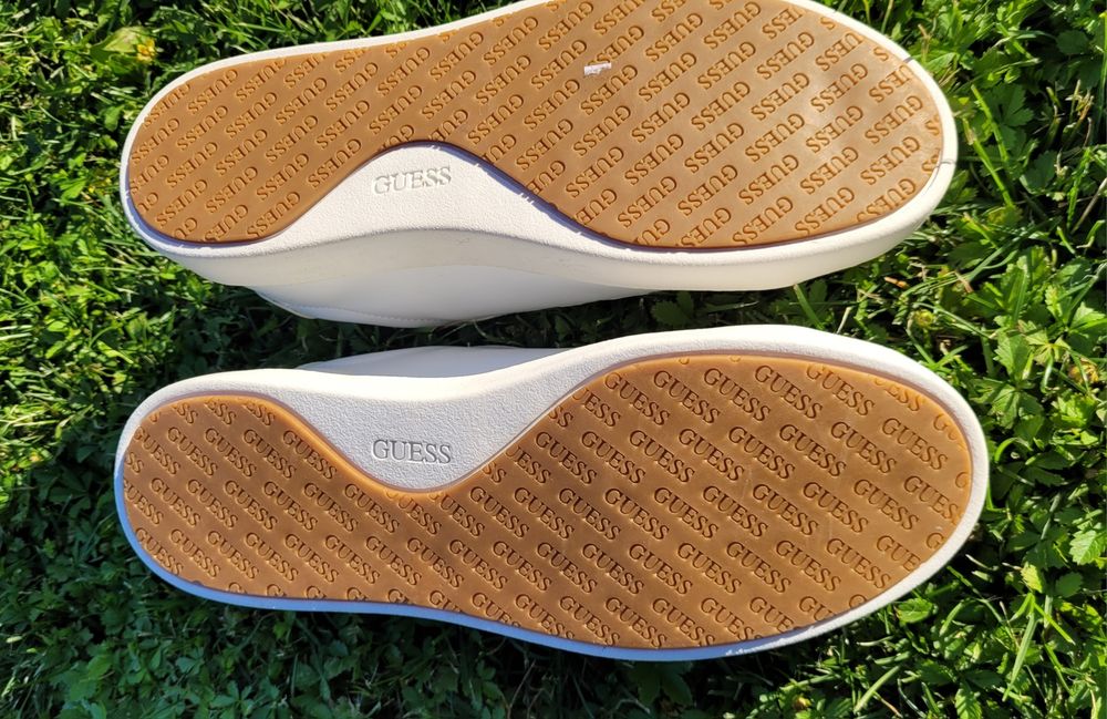 Pantoi sport, Sneakers marca originala Guess, noi, marimea 37