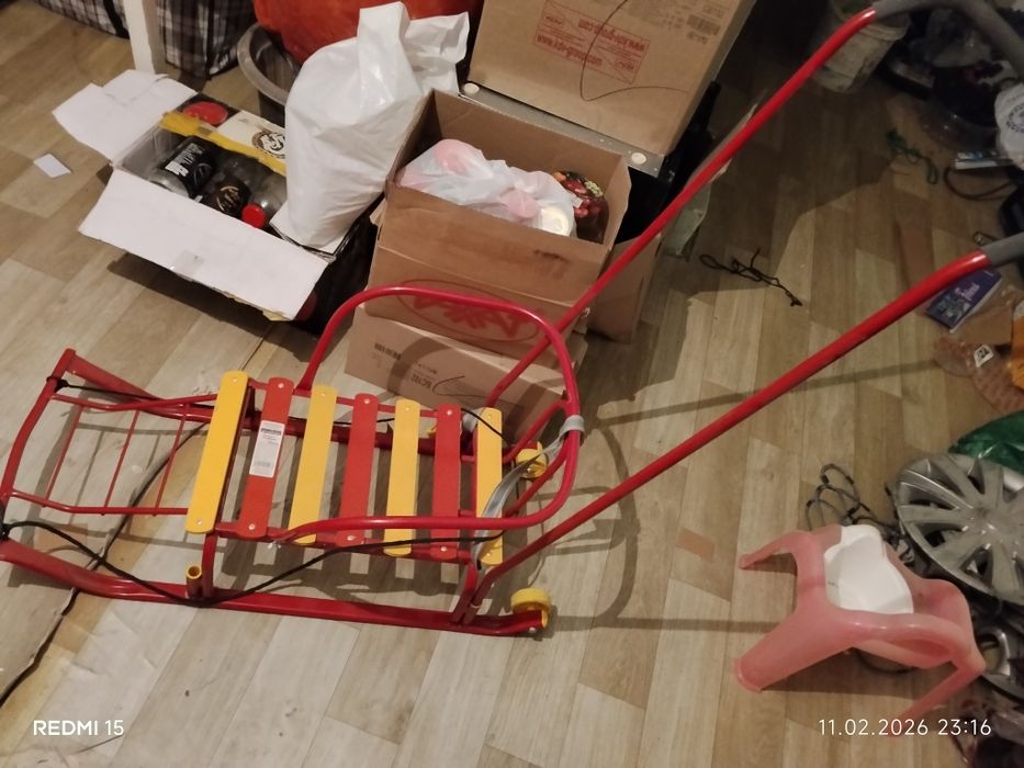 Санки в отличном состояний