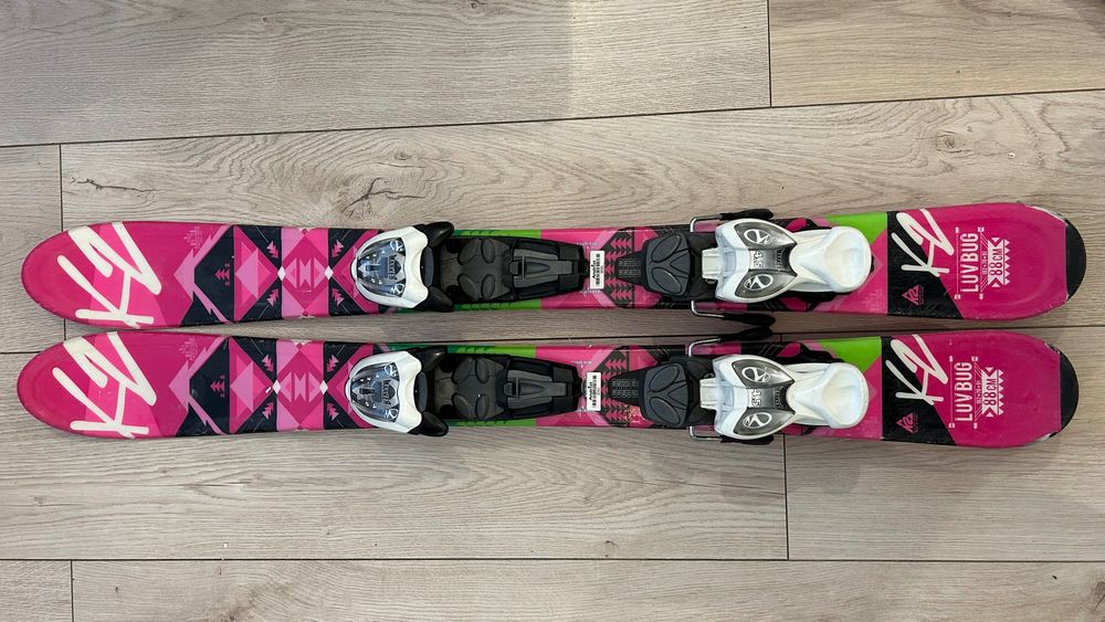 Vând Schiuri + clăpari de copii