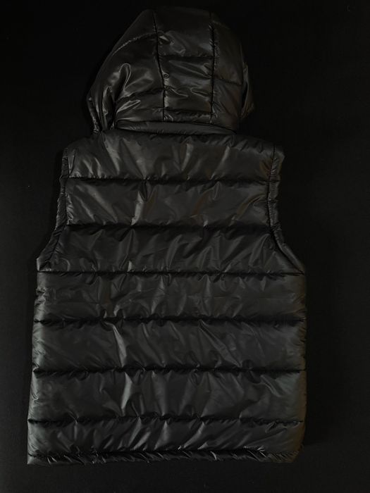 Нов Moncler елек М размер