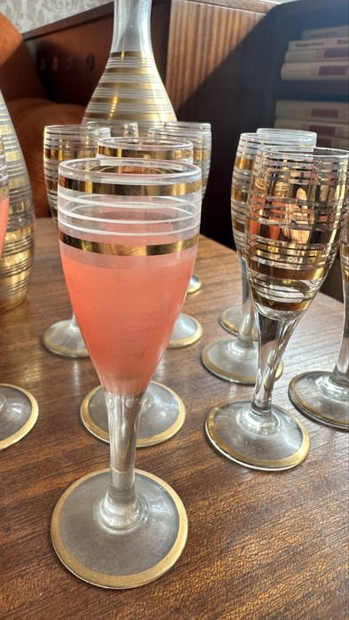 Ретро сервиз за ракия