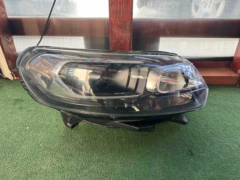 фар десен Citroen Jumpy Spacetourer xenon след 2016г. #536S.