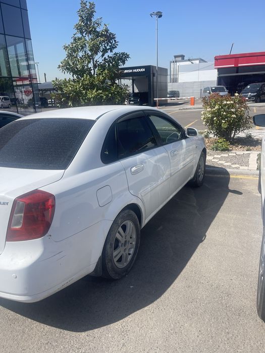 Продаю Lacetti 1,8 2009год