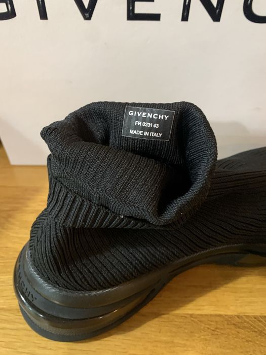 Обувки  тип чорап Givenchy  41 номер оригинални