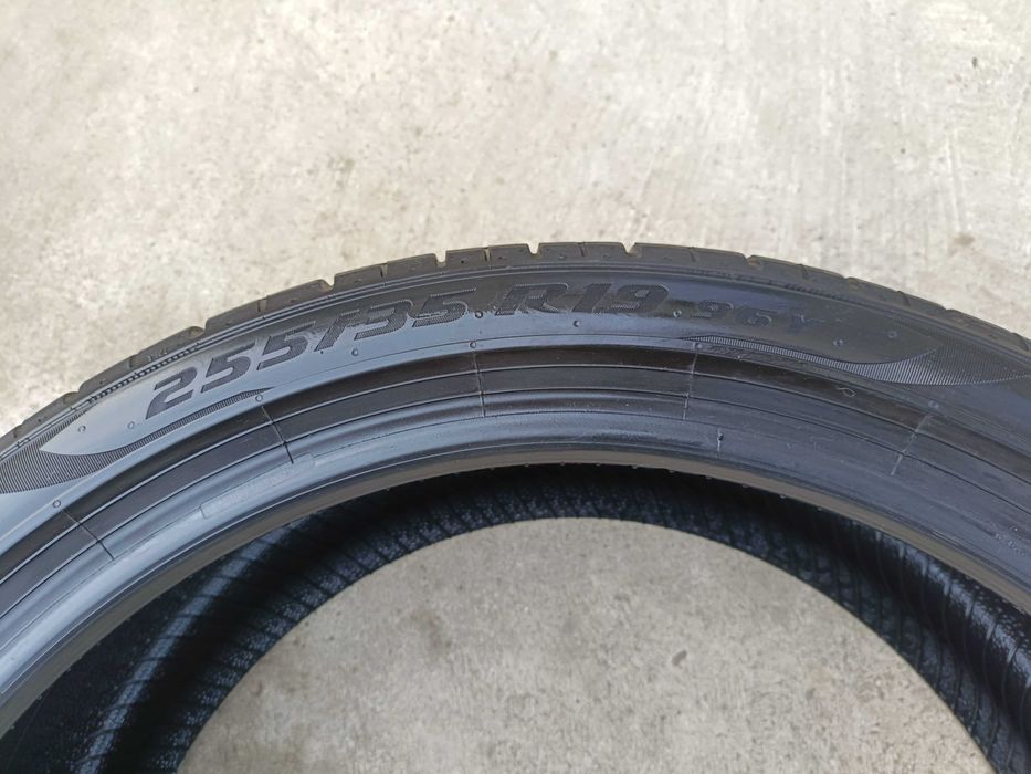 O anvelopa de vara 255 35 19 pirelli p zeo pz4 profil 7 mm dot 4123