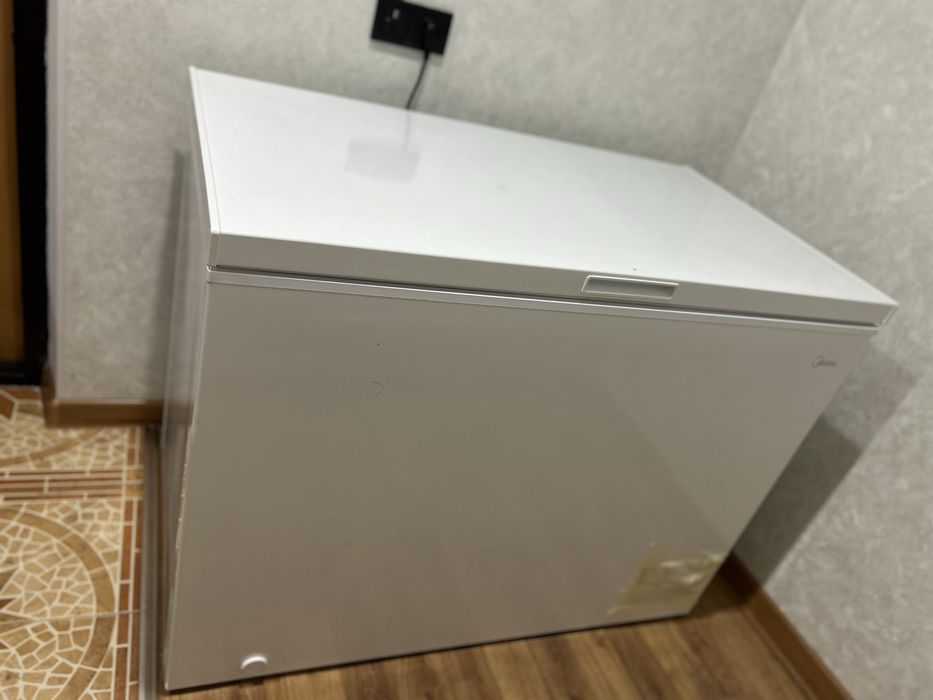 Продам морозильник