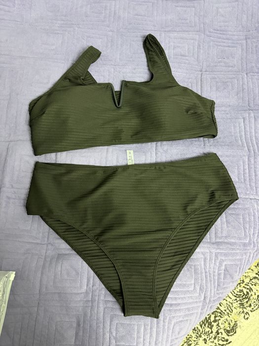 Продам купальник