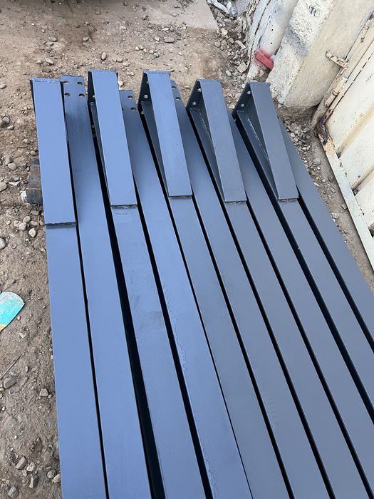 Vând structură metalică 10/20/4 pret 3000 euro