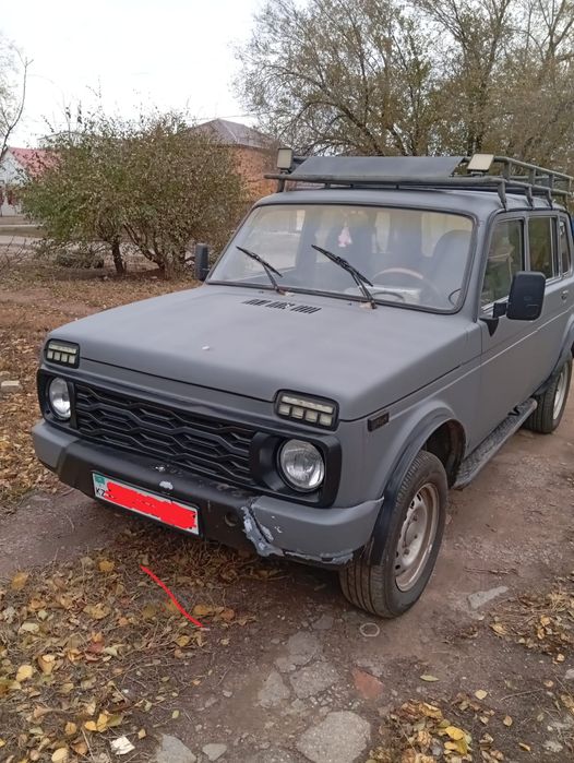 Продам ниву 2004 года.