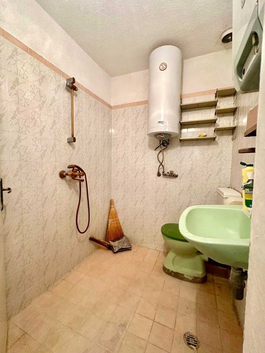 Продава се Двустаен апартамент в Бургас, Лазур - 42 кв.м за 2705 €/кв.м - Снимка #13