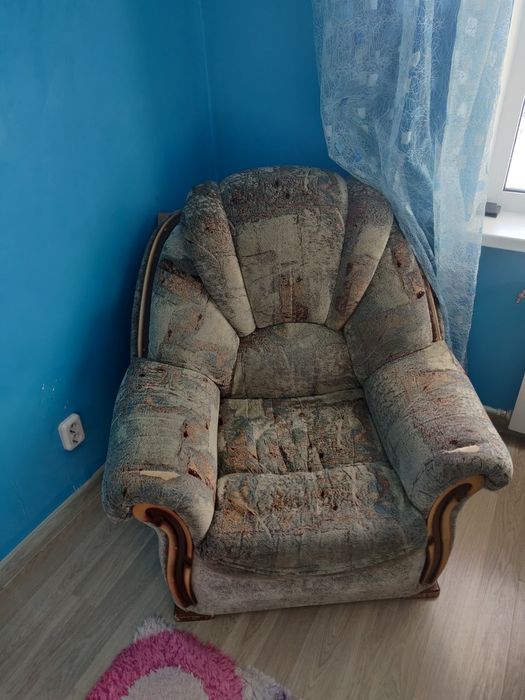 Отдам диван. Самовывоз