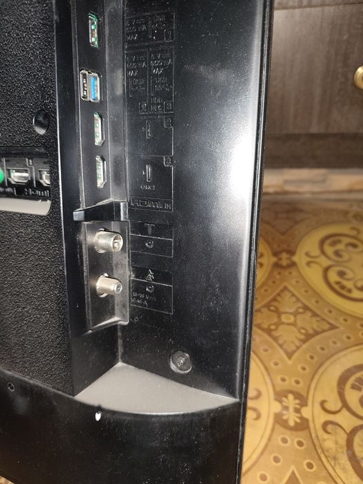 Телевизор Sony bravia 49'