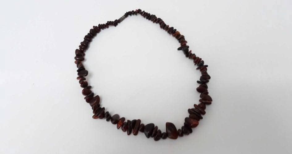 Vechi colier din chihlimbar natural baltic, cognac inchis