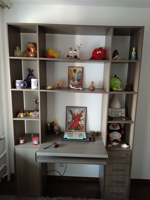 Mobila birou cu rafturi și sertare - gri / cappucino.
