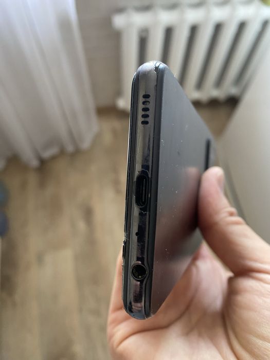 Продам Телефон Самсунг А52