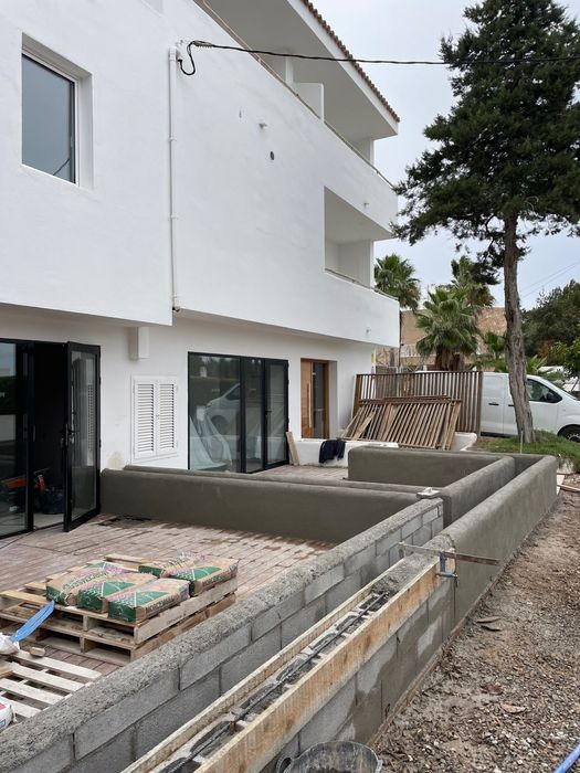 Mentenanță, reparați construcții finisaje, meșter, amenajări interioare
