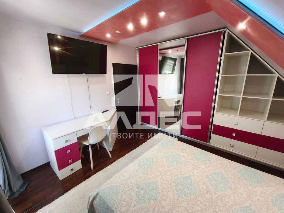 Продава се Тристаен апартамент в София, Студентски град - 120 кв.м за 1360 €/кв.м - Снимка #8
