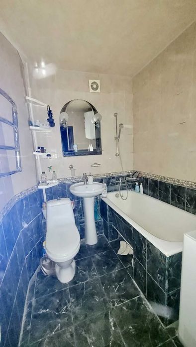 Дава се под наем Тристаен апартамент в София, Център - 90 кв.м за 612 € - Снимка #3