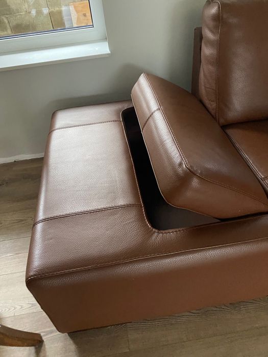 Canapea din piele maro