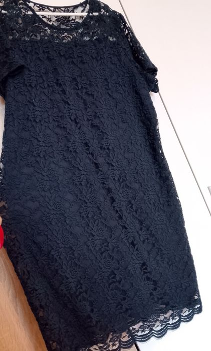 Страхотна рокля в тъмно синя дантела ХХЛ