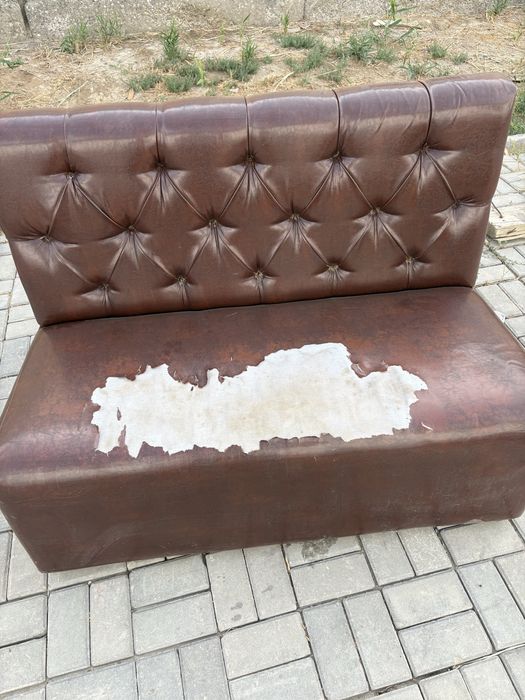 Диван маленький