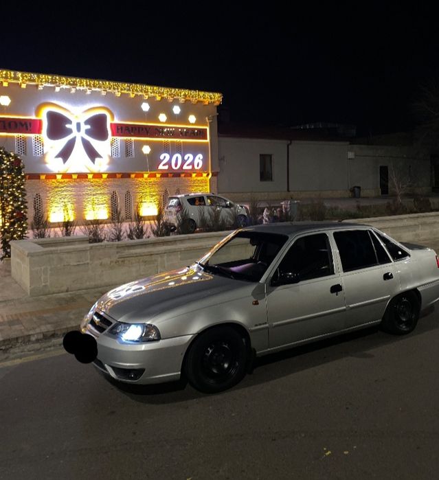 Нексия 2  сотилади