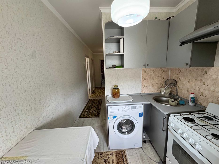 Продам 3х комн кв Тургенева Абая
