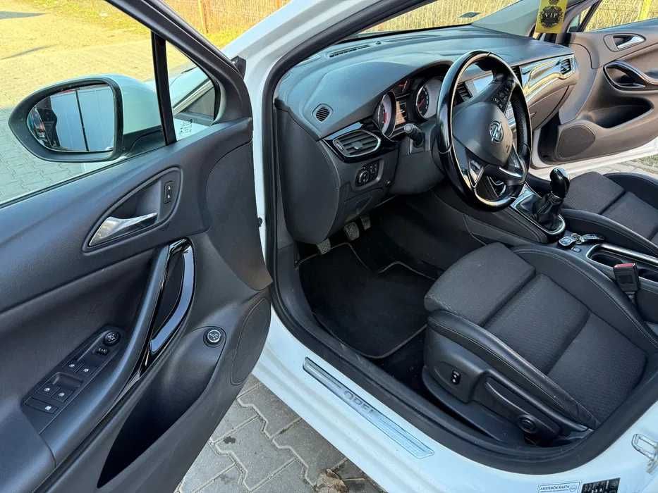 Opel Astra 1.6 BiTurbo CDTI Start/Stop Sports Tourer Active