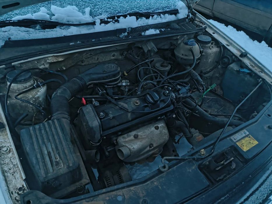 Две голф3 1,6-1,4 може цели може и на части