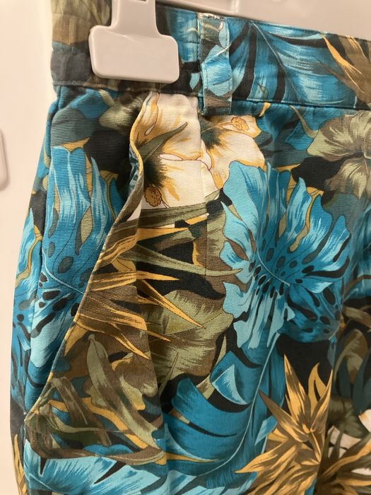 Fusta midi cu buzunare, model floral, marime 38