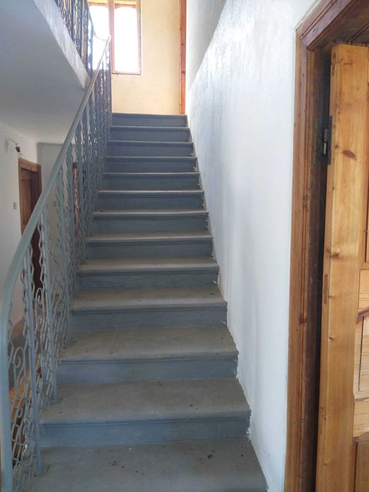 Vând casa locuibila in Polovragi, Gorj