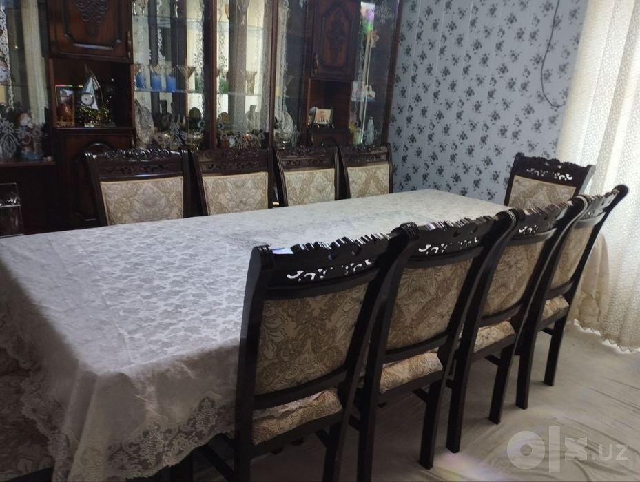 Холати янги мебел сотилади