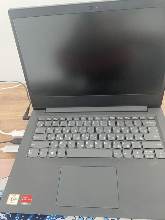 Офисный ноутбук Lenovo