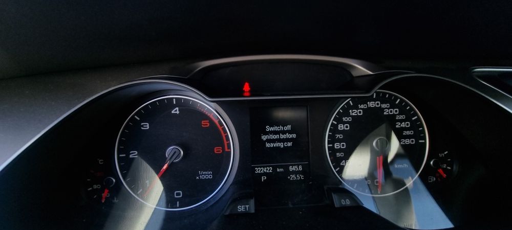 Audi a4b8 2014 , automat 7200 euro
