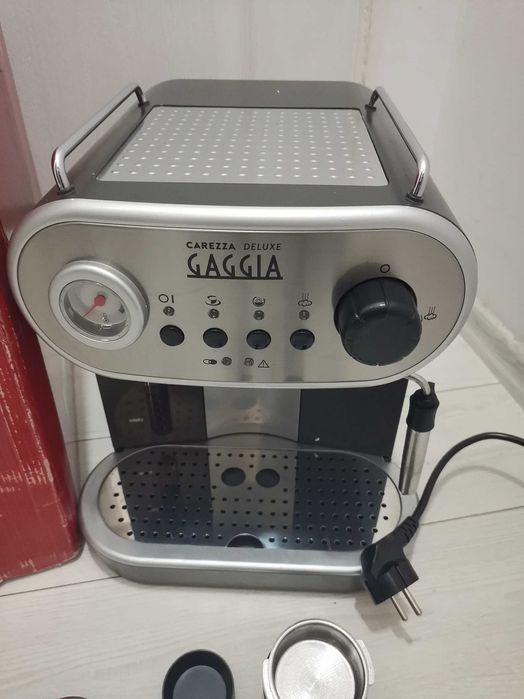 Продавам кафемашина Gaggia carezza deluxe