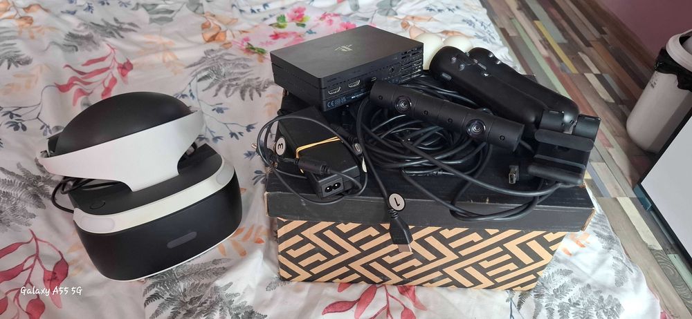 Playstation vr1 пълен комплект + 2 move контролера + камера + преходник за ps5