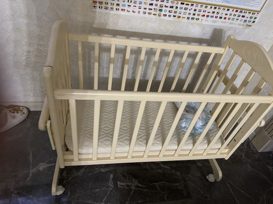 Люлька манежка качели