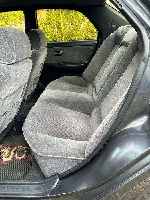Салон skyline r33